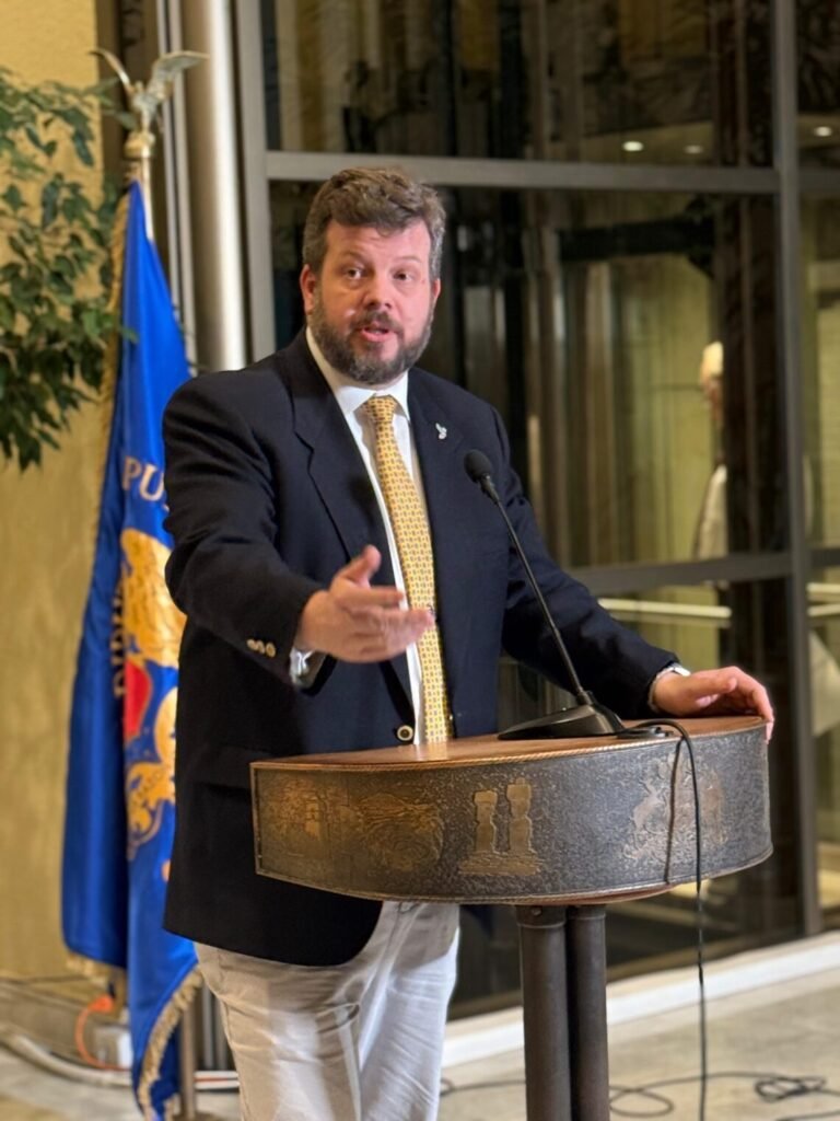 Diputado Johannes Kaiser califica como acto terrorista el ataque a comisaría en Huechuraba