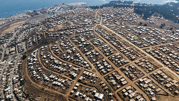 Mesa técnica por megatoma en San Antonio se quiebra: propietarios pedirán ejecutar desalojo ordenado por la justicia