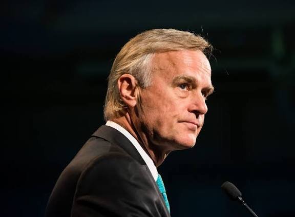 Klaus Schmidt-Hebbel cuestiona a Boric por críticas al Banco Central: “No tiene ningún título universitario ni capacidad de análisis”