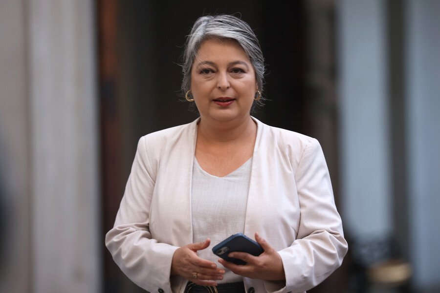 Jara avanza a segunda vuelta, pero con menos respaldo que el Gobierno: deberá ampliar su discurso para crecer