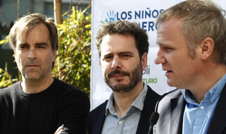 Evópoli admite su caída: el experimento de una derecha liberal no logra sostenerse ante el avance del sector más duro